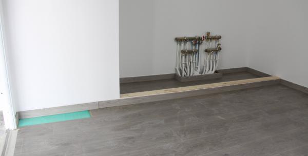 Parquet - placard - tuyauterie